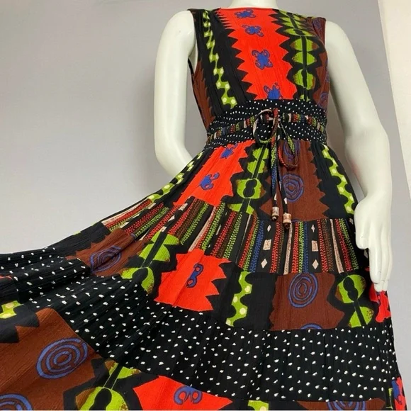 90’s Crinkle Crepe Maxi Dress – Boho Tribal Print Open Back - Picture 4 of 11